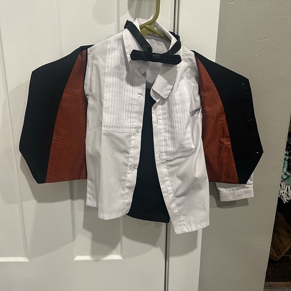 Toddler boys 5 piece tuxedo ring bearer 3T - Picture 3 of 14